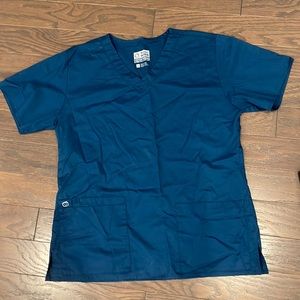 Wonder work scrub top